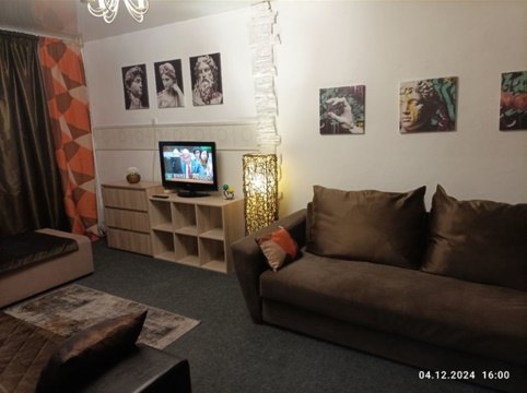 4-к квартира, 4/9 эт., 90м²