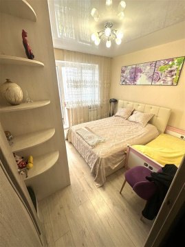 2-к квартира, 3/9 эт., 52м²