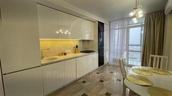 1-к квартира, 15/15 эт., 53м²