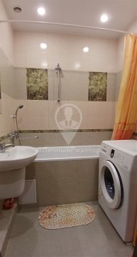 2-к квартира, 15/18 эт., 65м²