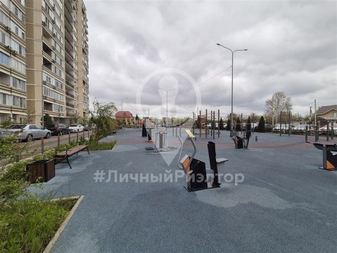 1-к квартира, 10/17 эт., 39м²