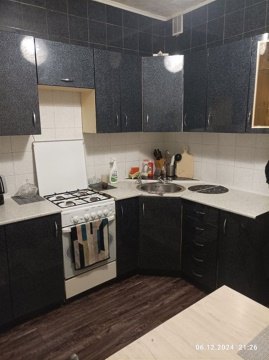 4-к квартира, 4/9 эт., 90м²