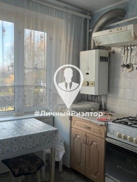 3-к квартира, 1/3 эт., 52м²