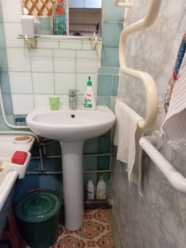 2-к квартира, 4/5 эт., 58м²