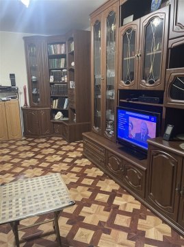 3-к квартира, 5/5 эт., 45м²