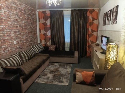 4-к квартира, 4/9 эт., 90м²