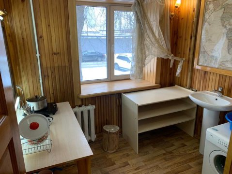 3-к квартира, 1/5 эт., 58м²
