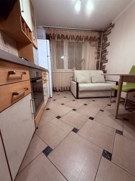 2-к квартира, 5/10 эт., 65м²