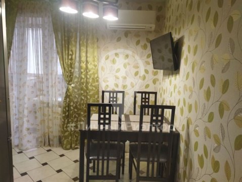 1-к квартира, 8/10 эт., 41м²