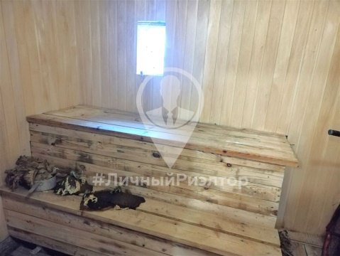 Дом 90м², участок 1 679 сот.