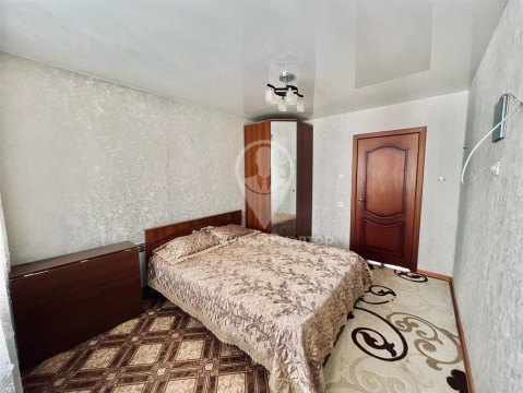 2-к квартира, 5/5 эт., 54м²