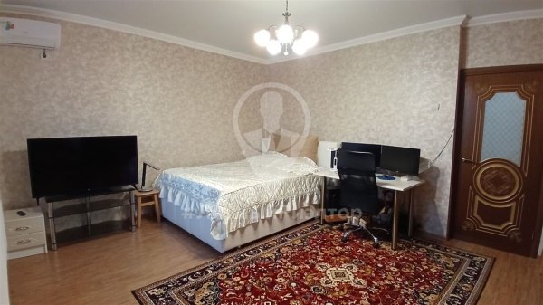 2-к квартира, 15/18 эт., 65м²