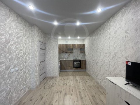 1-к квартира, 5/25 эт., 42м²