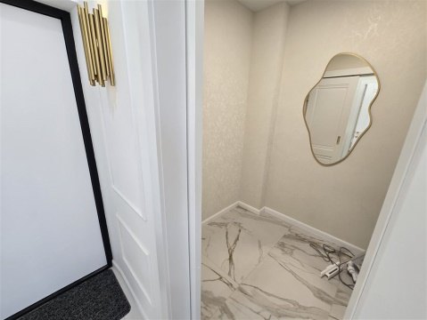 2-к квартира, 5/26 эт., 40м²