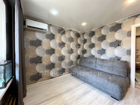 2-к квартира, 1/5 эт., 42м²