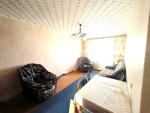 3-к квартира, 5/5 эт., 64м²