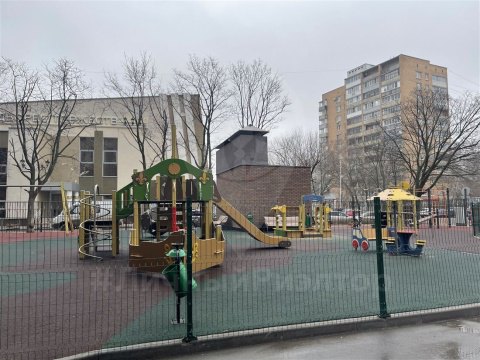 1-к квартира, 5/25 эт., 42м²