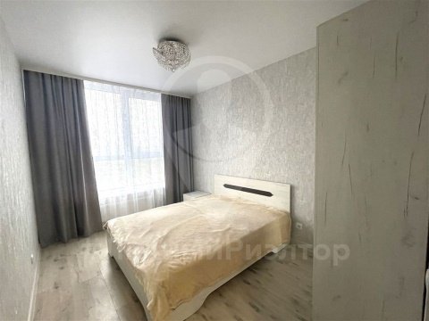 1-к квартира, 5/25 эт., 42м²
