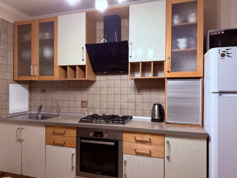 2-к квартира, 5/10 эт., 65м²