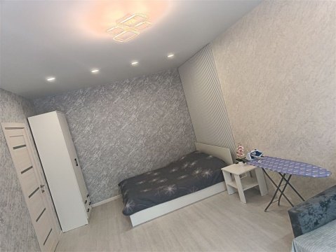 1-к квартира, 3/10 эт., 43м²