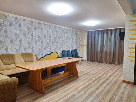 2-к квартира, 2/2 эт., 50м²