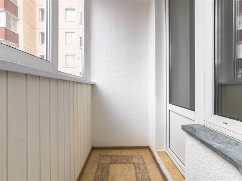 2-к квартира, 2/15 эт., 75м²