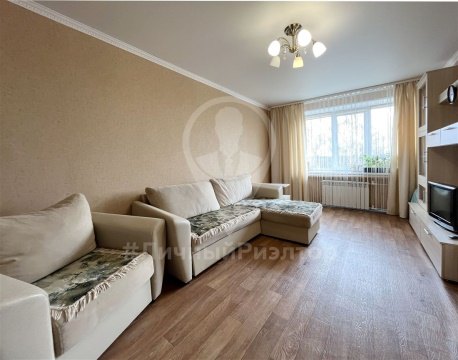 3-к квартира, 5/5 эт., 63м²