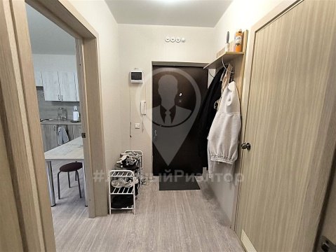 1-к квартира, 10/17 эт., 37м²