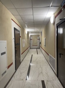 1-к квартира, 5/25 эт., 42м²