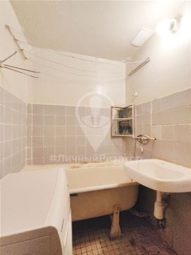 2-к квартира, 2/5 эт., 53м²