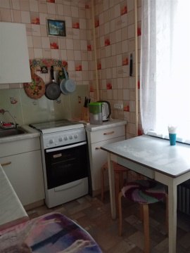 2-к квартира, 4/5 эт., 58м²
