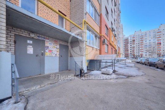 3-к квартира, 5/10 эт., 98м²