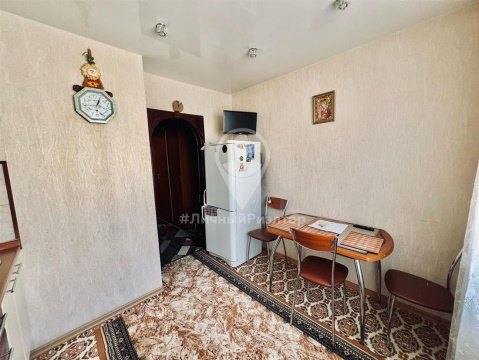 2-к квартира, 5/5 эт., 54м²