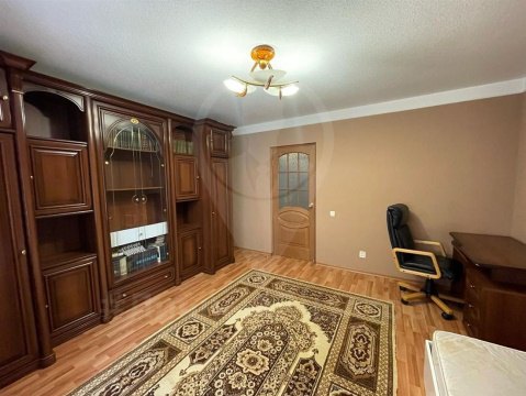 3-к квартира, 1/7 эт., 96м²