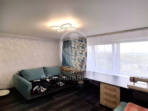 3-к квартира, 3/3 эт., 59м²