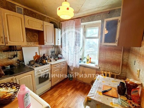 3-к квартира, 4/5 эт., 51м²