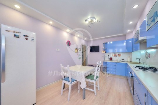 3-к квартира, 5/10 эт., 98м²