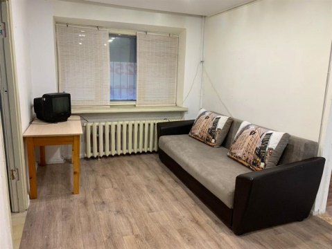 3-к квартира, 1/5 эт., 58м²