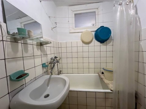 1-к квартира, 1/4 эт., 29м²