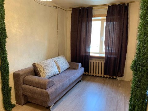 3-к квартира, 1/5 эт., 58м²