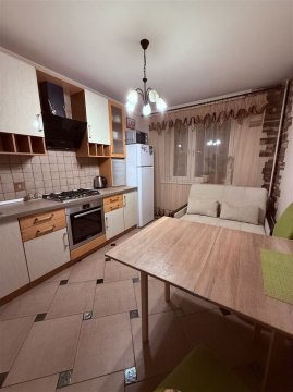 2-к квартира, 5/10 эт., 65м²