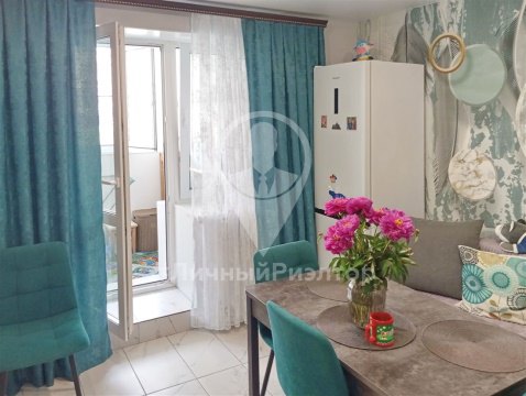 2-к квартира, 1/16 эт., 63м²