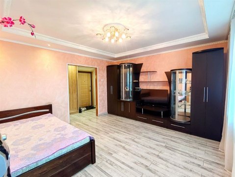 1-к квартира, 9/16 эт., 40м²