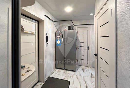 2-к квартира, 1/5 эт., 42м²