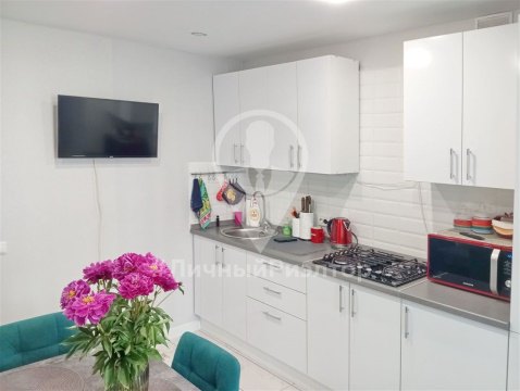 2-к квартира, 1/16 эт., 63м²