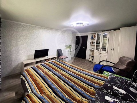 3-к квартира, 3/3 эт., 59м²