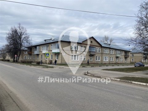3-к квартира, 1/2 эт., 63м²