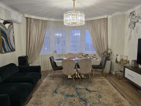 3-к квартира, 17/21 эт., 79м²