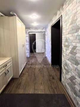 3-к квартира, 3/3 эт., 59м²