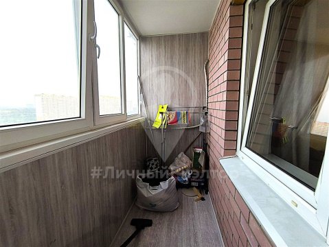 1-к квартира, 10/17 эт., 37м²